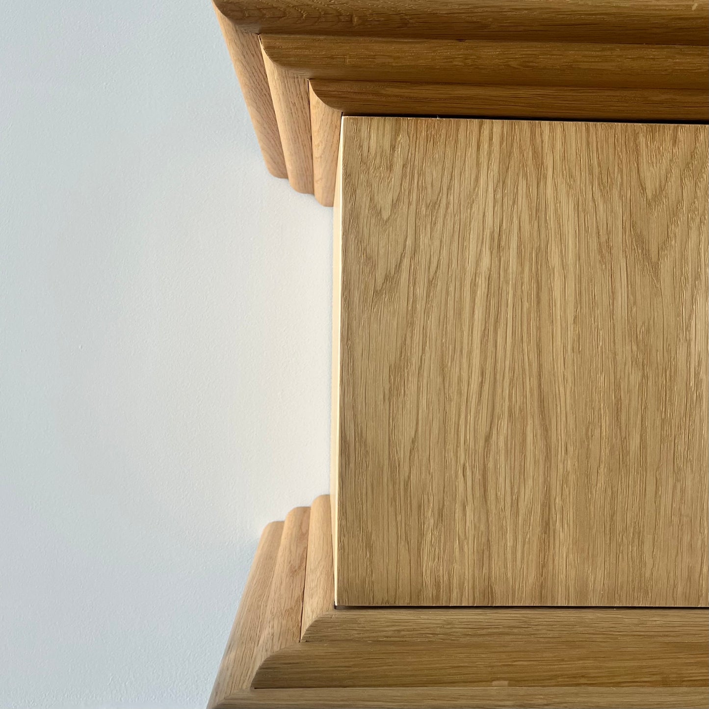 Atrio sidetable